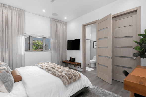 LA Dream - Guest Bedroom 3