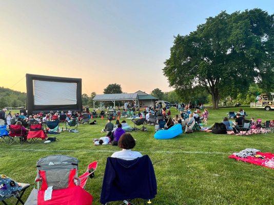 Outdoor movies and music events