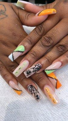 #Nail artist