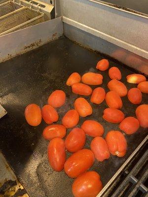 Roasting the tomato's