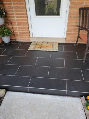 Frost free outside porcelain tile