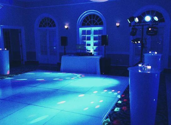 2 Way DJ Sound System and Dance Lighting