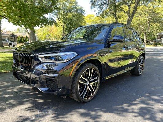 BMW X5 M50i - Fixed