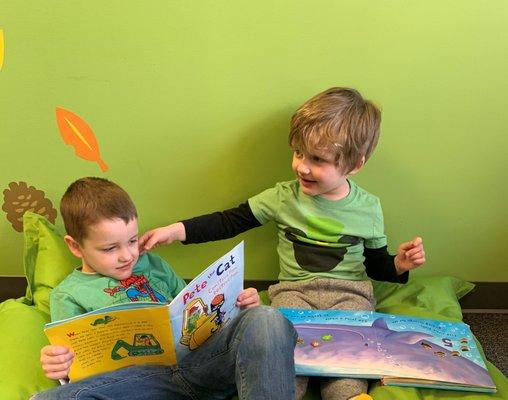 Kiddos in a Hopebridge Autism Therapy Center.