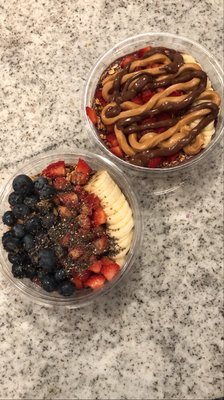 Custom acai bowls