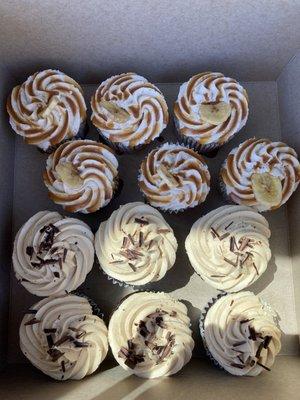 The BEST Gluten-Free cupcakes including peanut butter chocolate. Yummy