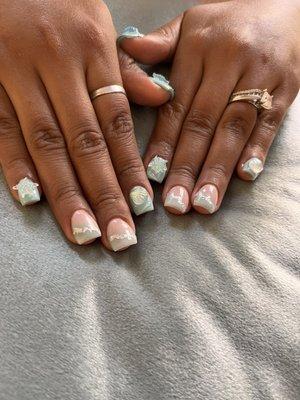 Sea charm nails