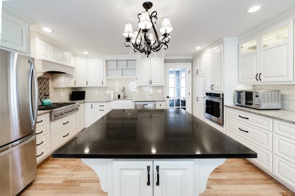 St Laurent Quartz Kitchen