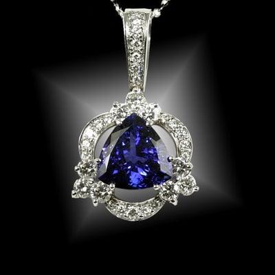 Award Winning Tanzanite and Diamond Pendant by Paul Richter