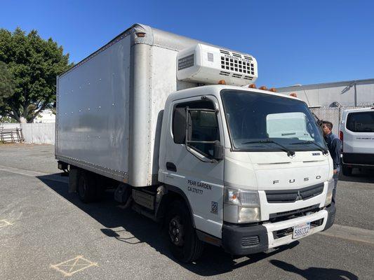 REEFER BOX TRUCK