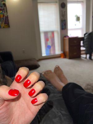 Shellac mani pedi