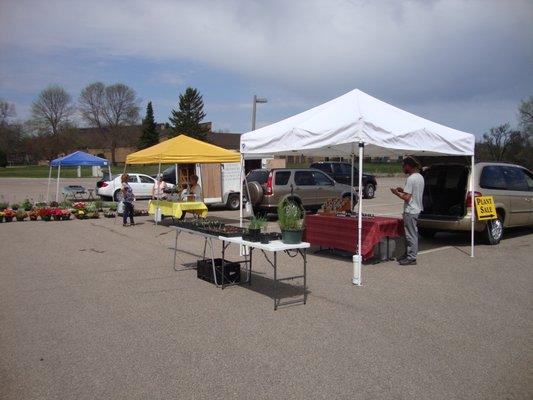 First day of the market - 4 vendors so far.