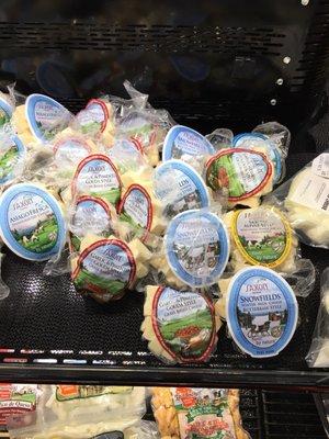 Snack packs of Saxon Creamery cheese