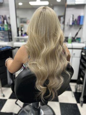 Balayage blond Natural !!! 

Blond 
Hair 
Balayage 
Highlights hair 
Colorist