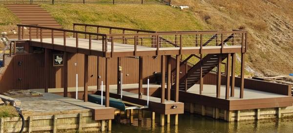 Lake Conroe Boat House with Moisture Shield composite decking and Boat Lift