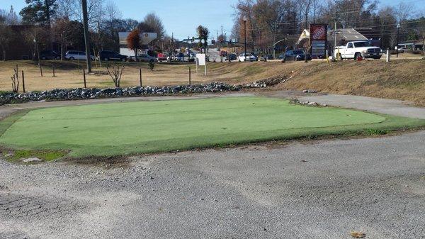 Pitiful putting green. I don't think it's in use anymore.