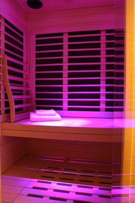 Infrared Sauna With Chromotherapy