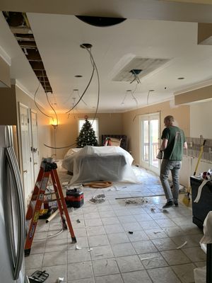 Recessed lighting going in