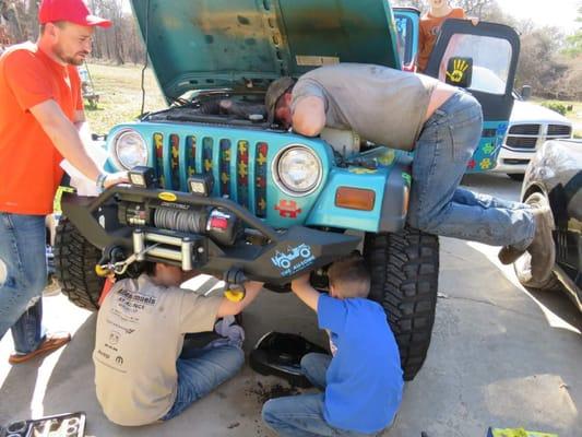 New steering box on a the Au-Some Crawler