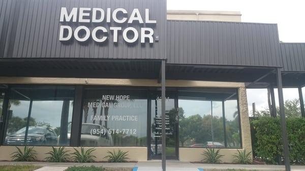 View of New Hope Medical from the front. Call us at 954-514-7712 to make an appointment.