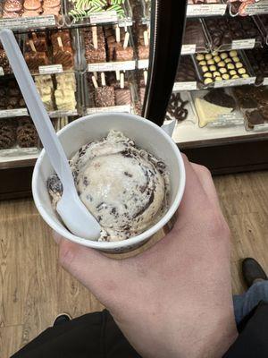 Kilwins Ice Cream -  Chocolate - Fudge