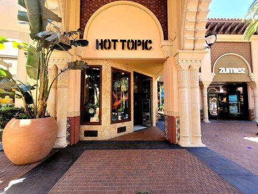 Hot Topic