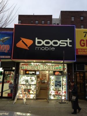 MOST EXCLUSIVE BOOSTMOBILE STORE IN THE BRONX!!