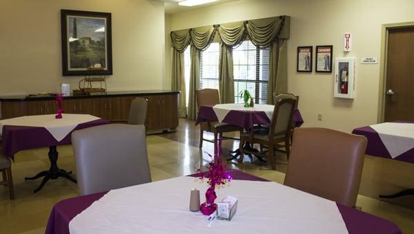 Legend Healthcare and Rehabilitation - Greenville Dining Room