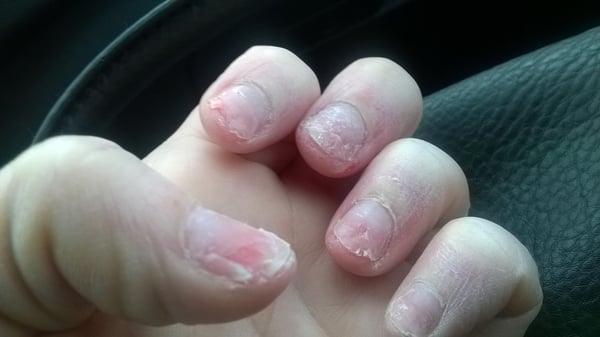 destroyed my nails and no refund......would not give me the name or # of owner and refused refund---------