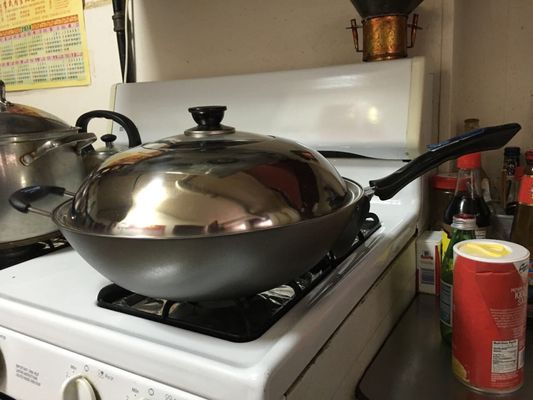 cast iron wok 34cm (13.4 inches)