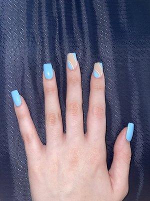 Short blue acrylic nails with a squiggly pattern on two nails