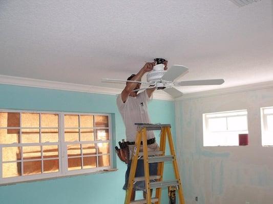 Fans installs Tampa FL