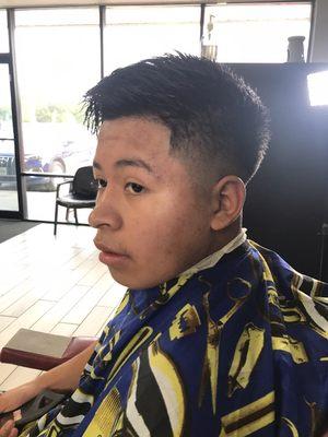 Multinational barber (any race and nationality)