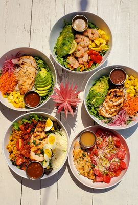 SHRIMP BOWL 
SUMMER CHICKEN BOWL 
COBB SALAD 
SUMMER SALAD + FREE-RANGE GRILLED CHICKEN