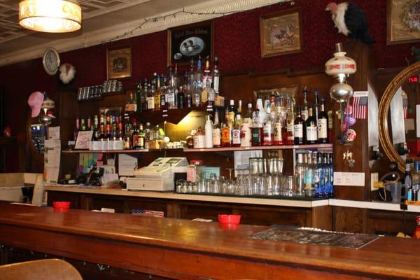 Vickies Saloon