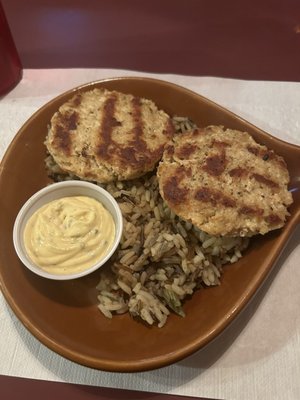 Crab cake appetizer with rice