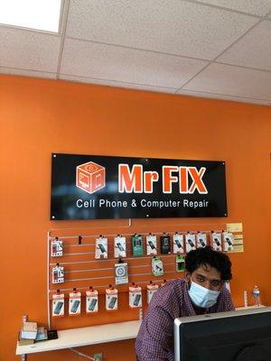 My iPhone 11 got fixed in record time at Mr. Fix.  Chris was the specialist on duty. I walked in and 20 minutes later out the door.