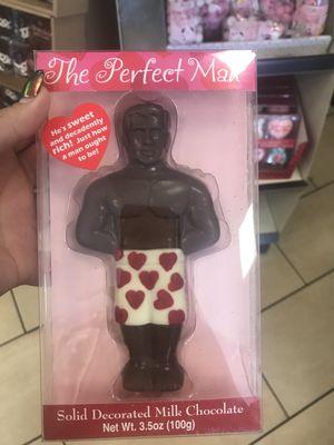 HAHHAHAA a chocolate man ?! Yes this is the perfect man LOL