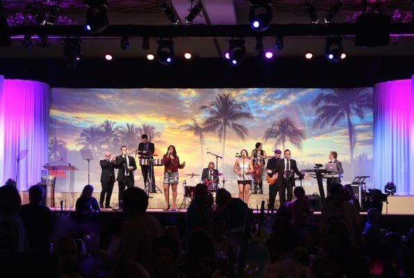 Fondo Blanco Latin Band at Boca Raton Resort