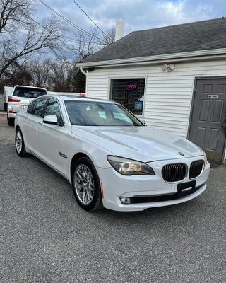 2011 BMW 750i