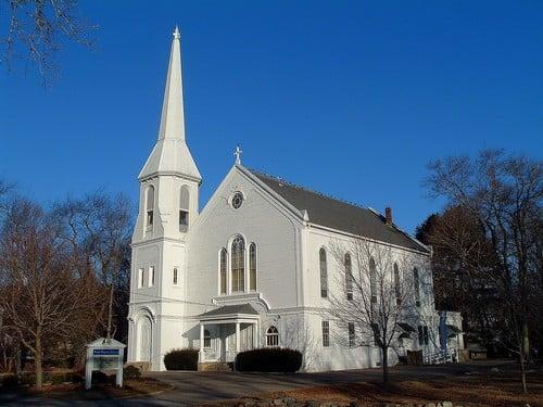 Owl's Crossing Preschool - Learn to Play, Play to Learn - is located at the side door of the FIirst Baptist Church in Scituate.