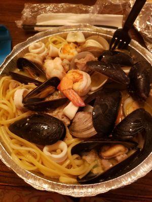 Linguine Pescatore in white sauce