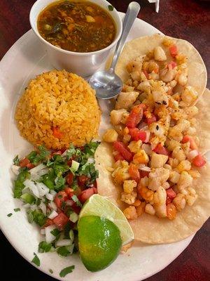 Tacos de pescado y camarones