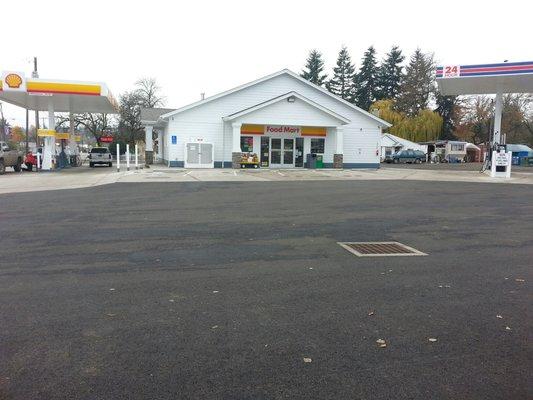 Willamina Shell & Grocery