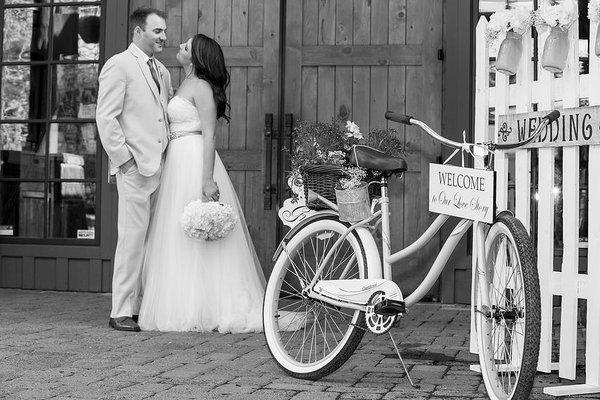 Beautiful Vintage Wedding at Sunriver Resort