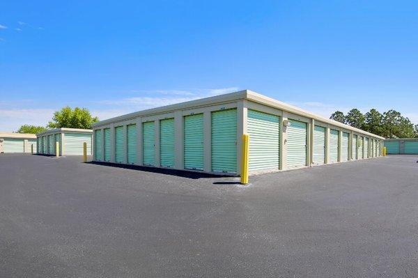 Drive up storage units available