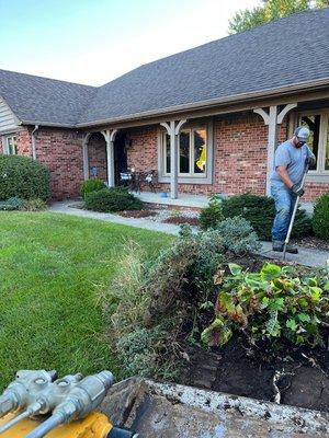 Larkin's Landscaping & Dirt Worx