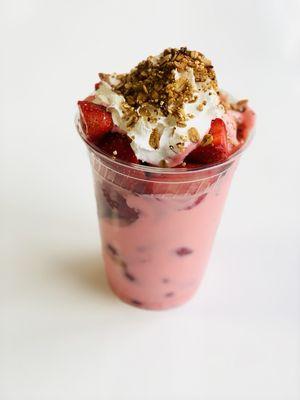 FRESAS CON CREMA