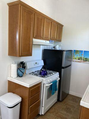 Kitchen cupboards and cabinets