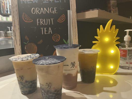 Yakult Mountain Tea with Boba Yakult Passion Fruit Tea with Boba Taro Fresh Milk Tea 30% Pineapple Green Tea with Boba